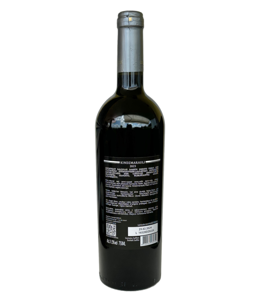 Vin géorgien Kindzmarauli Stalin rouge doux non filtré 0,75L alcool 11,5%