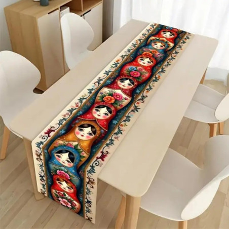 Russische Matrjoschka-Tischdecke
