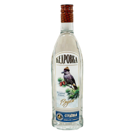 Кедровка водка студеная хозяйка тайги алк. 40% 0.5L